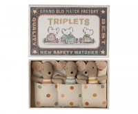 Triplets__Baby_mice_in_matchbox_1