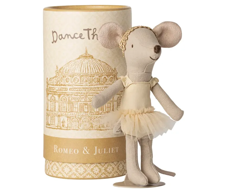 Ballet_dancer_mouse__Big_sister_