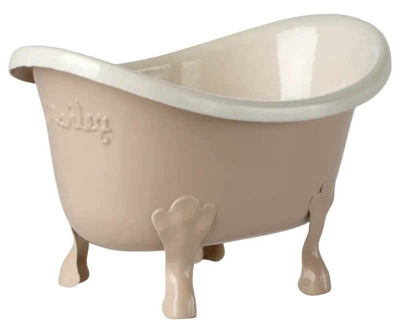 Bathtub__Mouse___Rose_