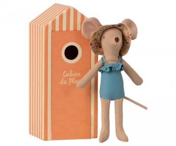 Beach_mice__Mum_in_Cabin_de_Plage