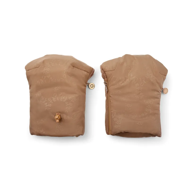 Bugaboo_X_StellaMcCartney_Mittens_Brown_Bruin
