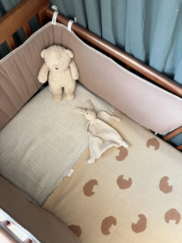 Hoeslaken_wieg_Lind_