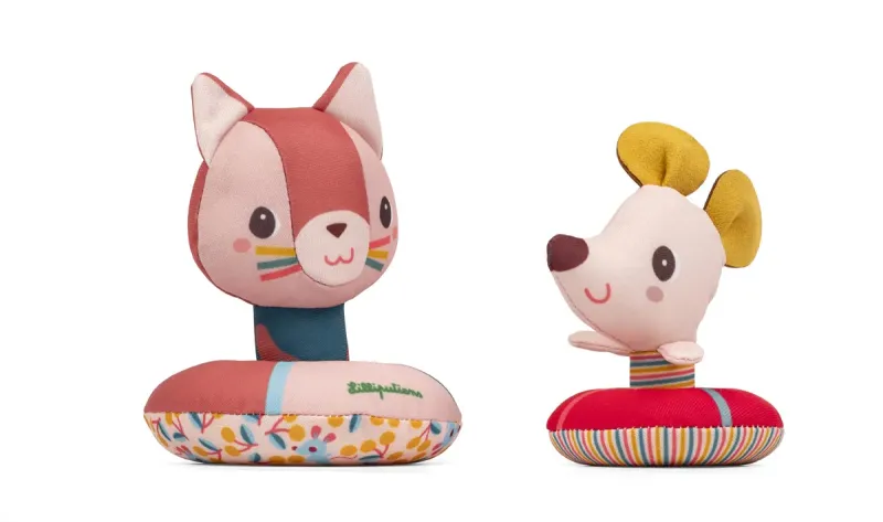 Jeanne_en_Nina_in_het_water_