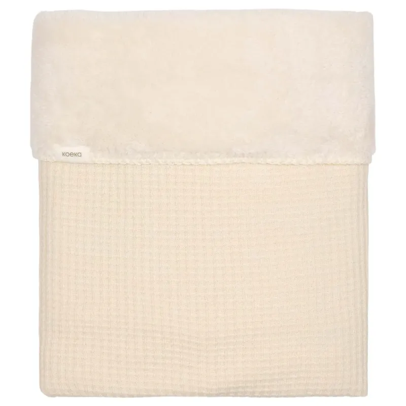 Ledikantdeken_teddy_Malaga_Warm_White_