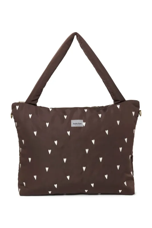 Puffy_Diaper_Bag_Brown_Hearts_Bruin