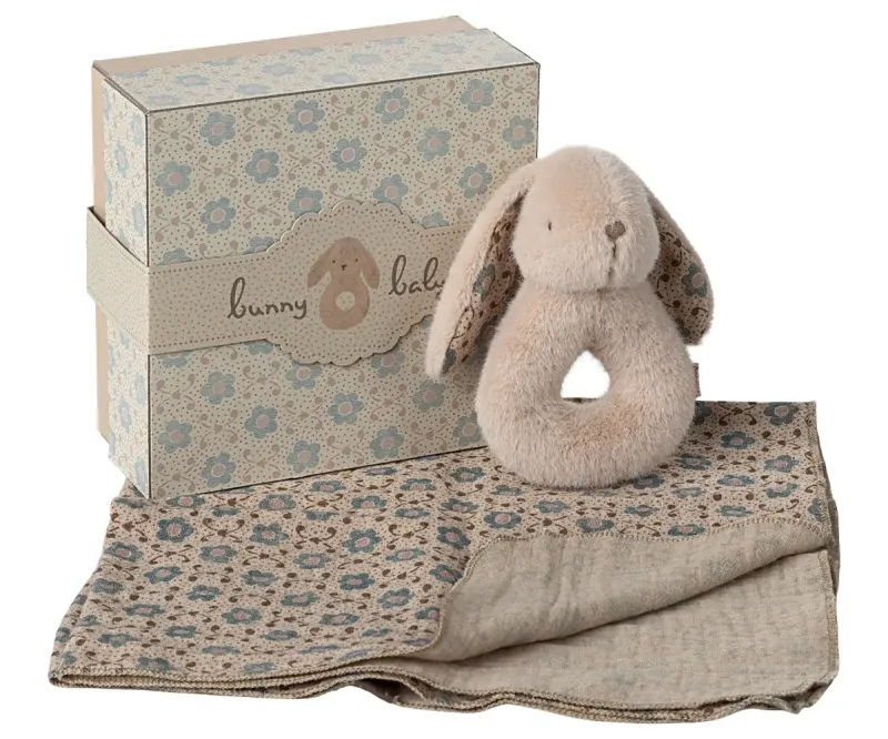 Rabbit_rattle_set___Powder_