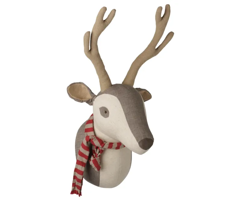 Trophy_deer___Light_nature_