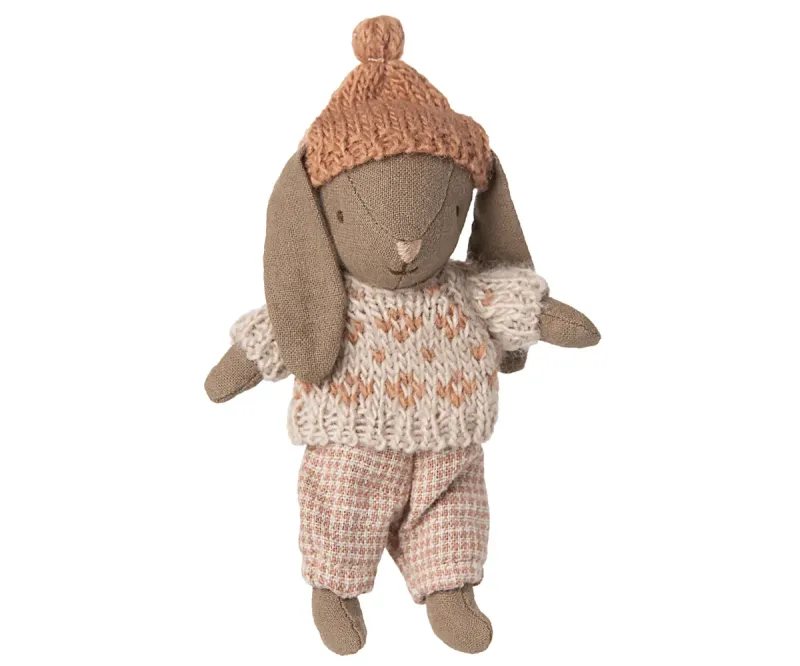 Winter_bunny__Micro___Brown___Rose_