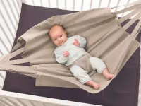 Babyhangmat_dune_hammock_Bruin_1