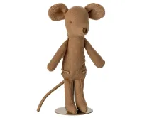 Beach_mouse_with_air_mattress__Dad___Flower__2