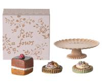 Cakes_and_cakestand__Mini__1