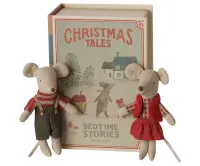 Christmas_twin_mice__Little_sister_and_brother__in_book__1