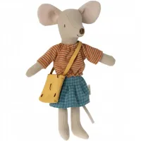 Clothes_for_mouse__Mum_mouse_