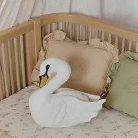 Cushion_Swan__2
