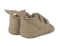 Levin___Truffle_Nubuck_Creme_2