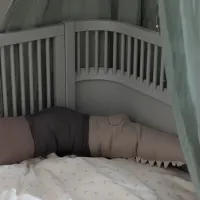 Sebra_Kili_baby_en_junior_ledikant_Stone_Grey_incl_matras_harmony__1