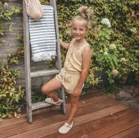 Wavy___Button_Top_Geel_1