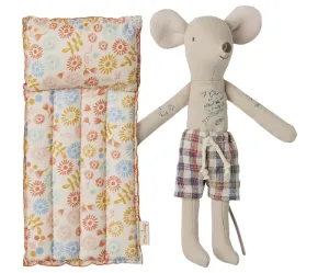 Beach_mouse_with_air_mattress__Dad___Flower_