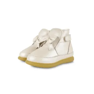Cemilla_Shoes___Off_White_Metallic_Leather_Creme