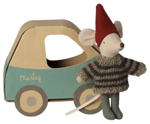 Christmas_mouse__Little_brother_in_car_box_