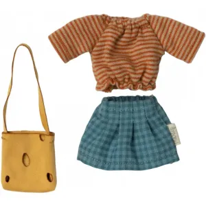 Clothes_for_mouse__Mum_mouse__1