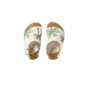 Crown_Tee___Water_Shoes_Multi