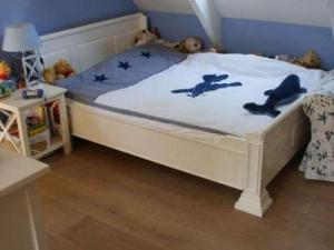 Thomas_bed_140x200_wit_incl_bodem